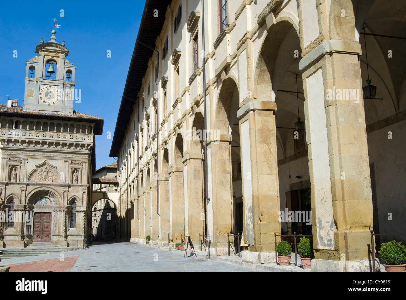 The building of Fraternita dei Laici and Loggia del Vasari, Piazza Vasari or Piazza Grande, Arezzo, Tuscany, Italy Stock Photo