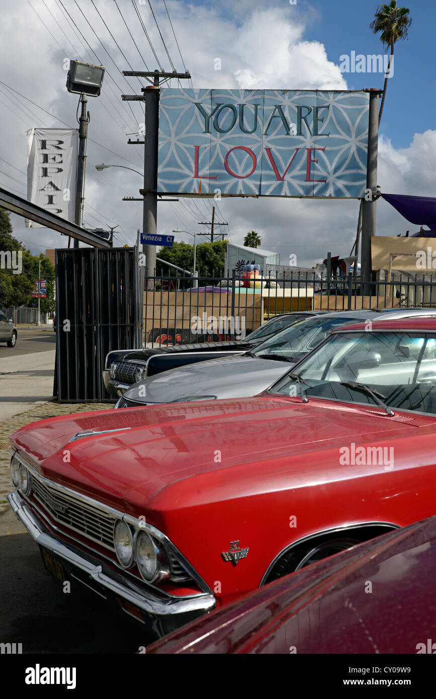 lincoln boulevard car dealership usa Stock Photo Alamy
