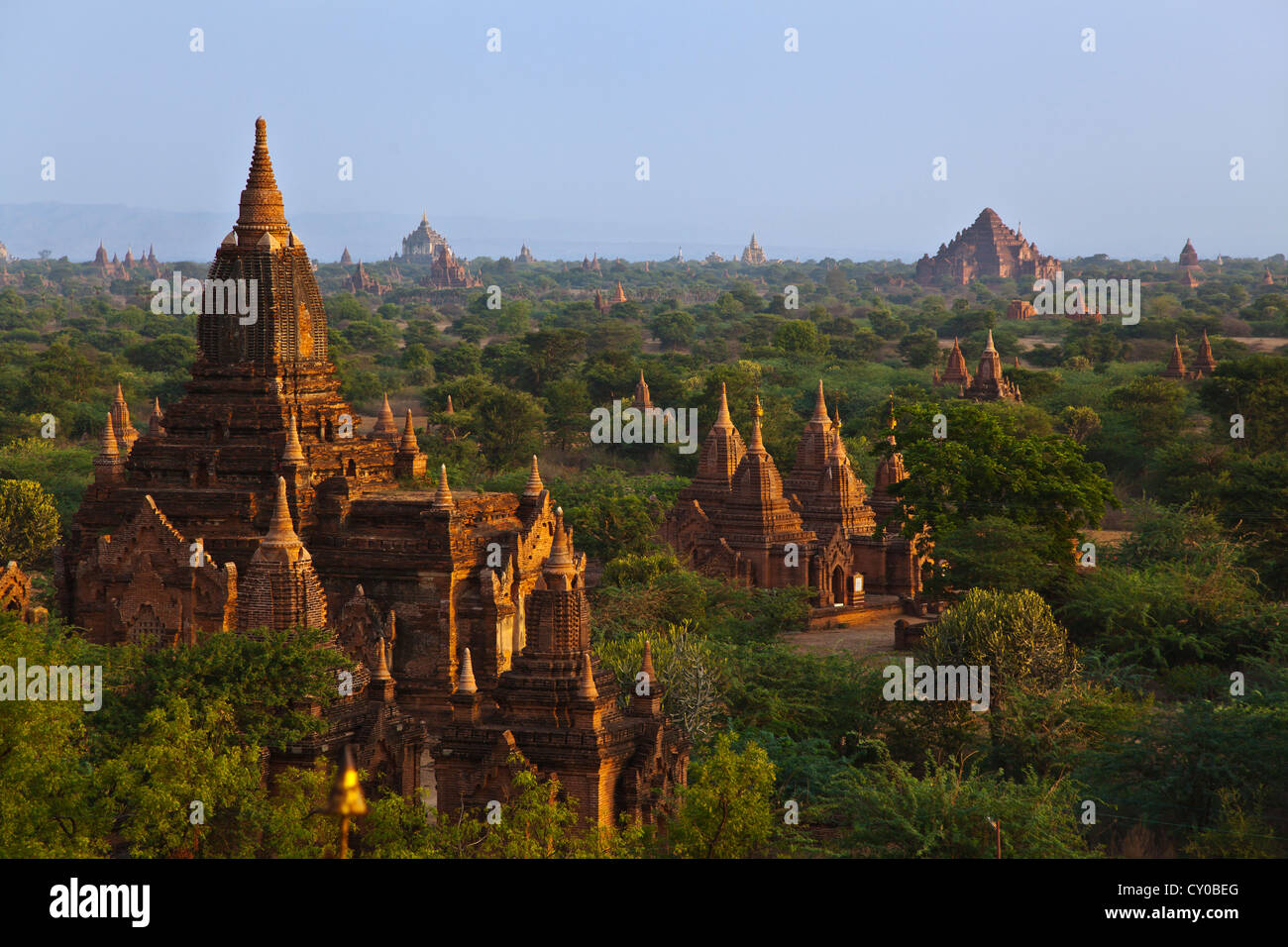 View of the THAMUTI and DHAMMAYANGYI TEMPLES from the DHAMMAYAZIKA PAGODA - BAGAN, MYANMAR Stock Photo