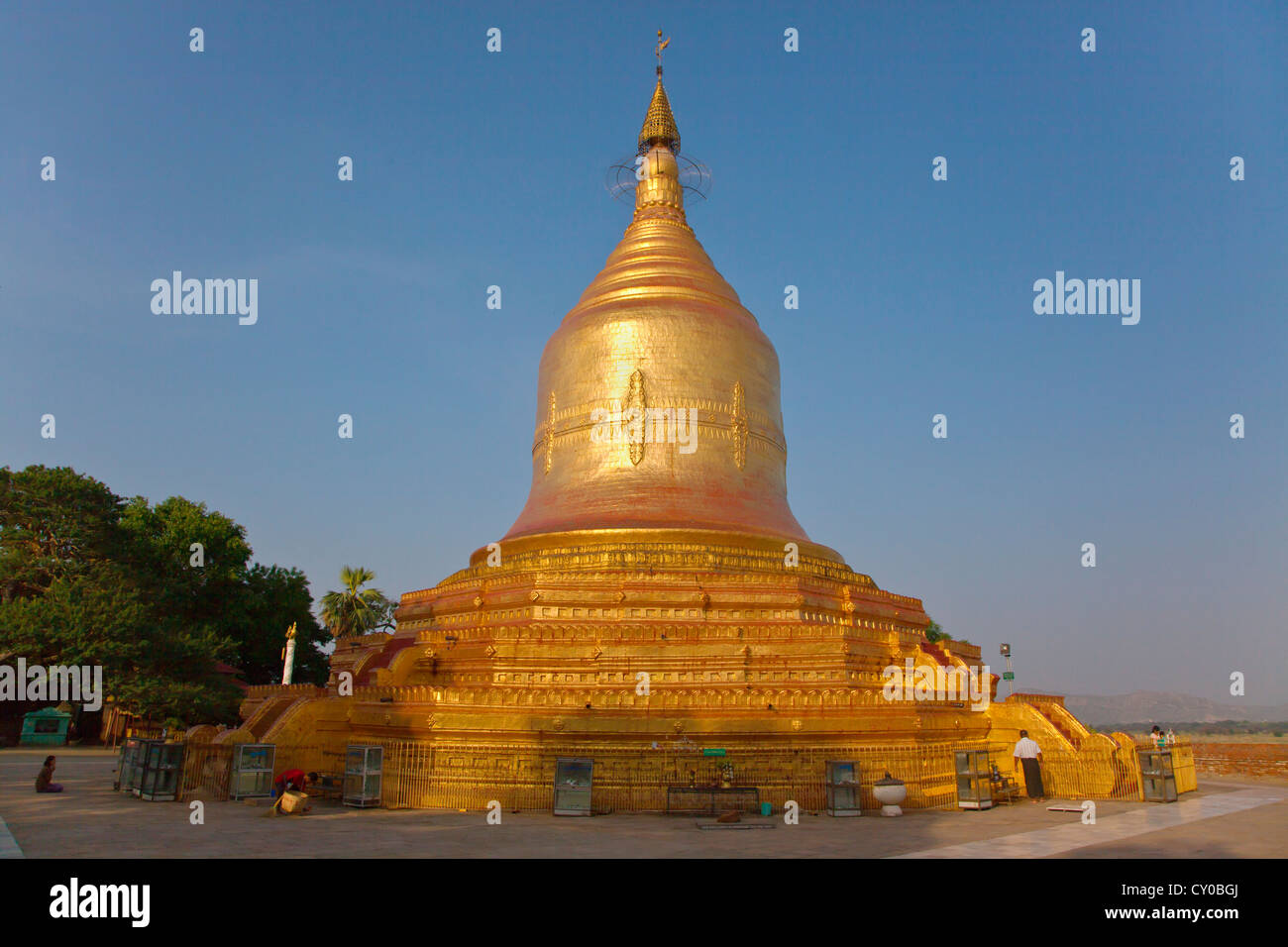 LAWKANANDA PAYA was built in 1059 AD by Anawrahta and sits along the bank of the Irrawaddy River - BAGAN, MYANMAR Stock Photo