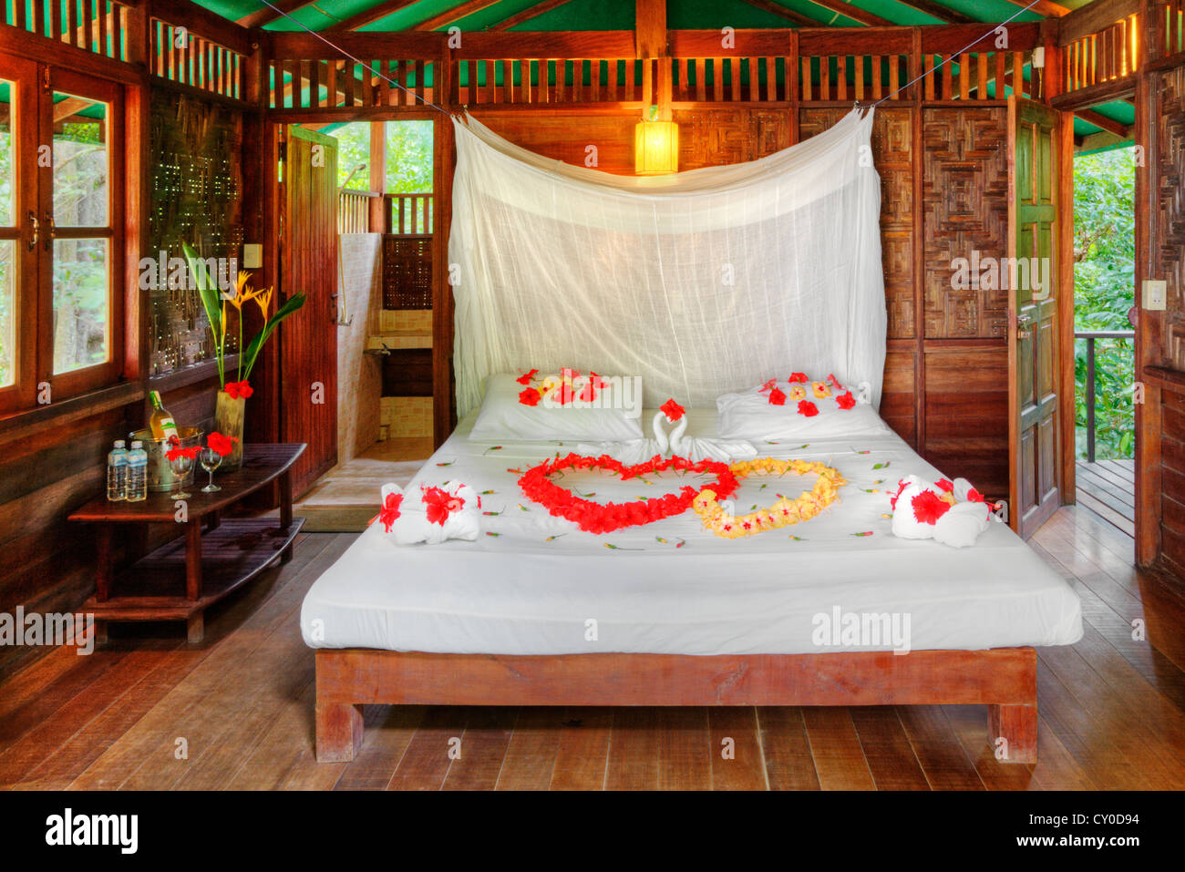 HONEYMOON SUITE interior package at OUR JUNGLE HOUSE a lodge near KHAO SOK NATIONAL PARK - SURATHANI PROVENCE, THAILAND Stock Photo
