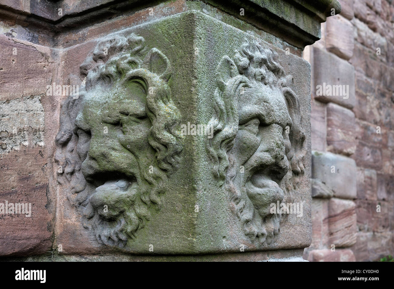 Two stone lions entrance hires stock photography and images Alamy