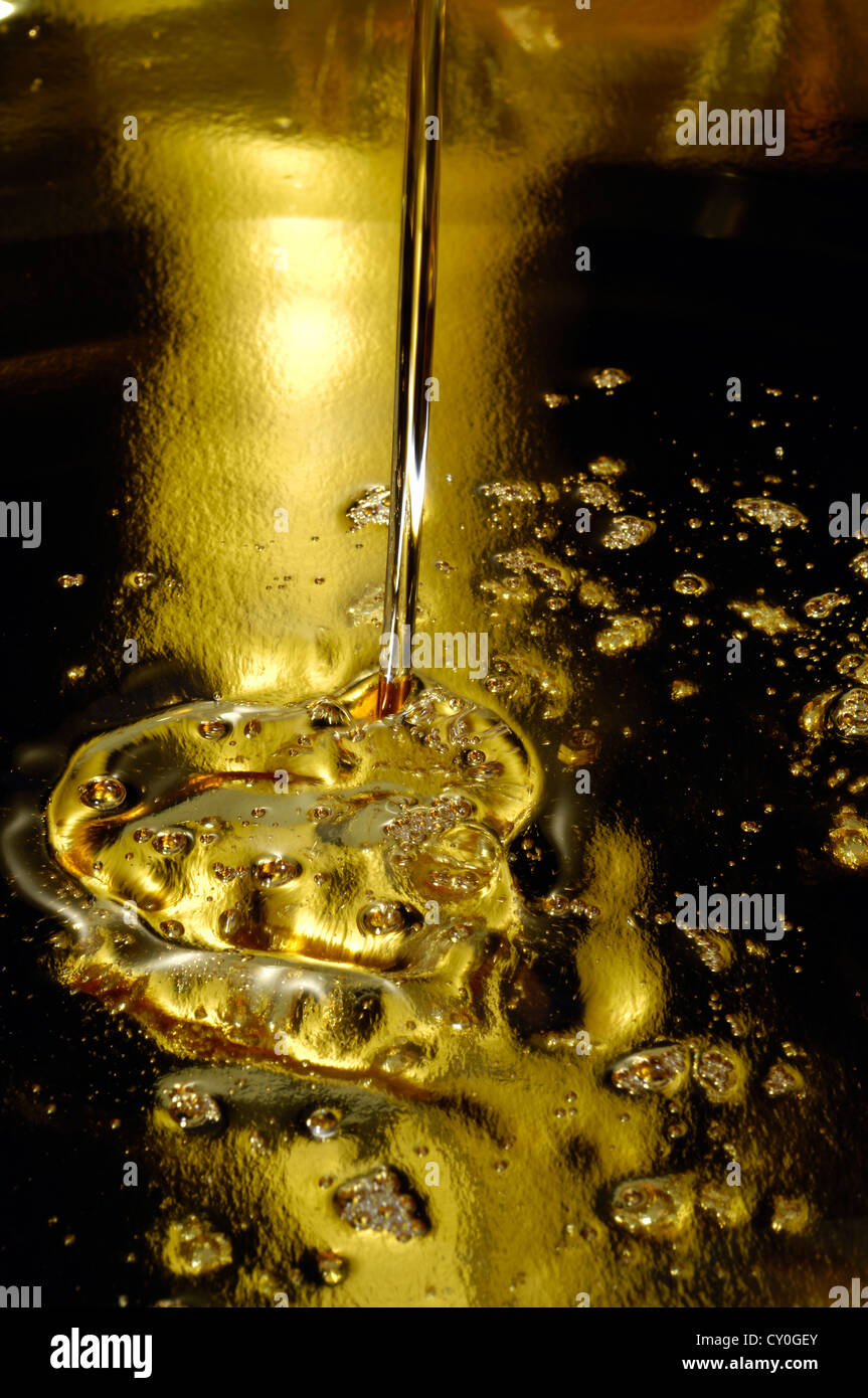 Drip in to Water Stock Photo Alamy