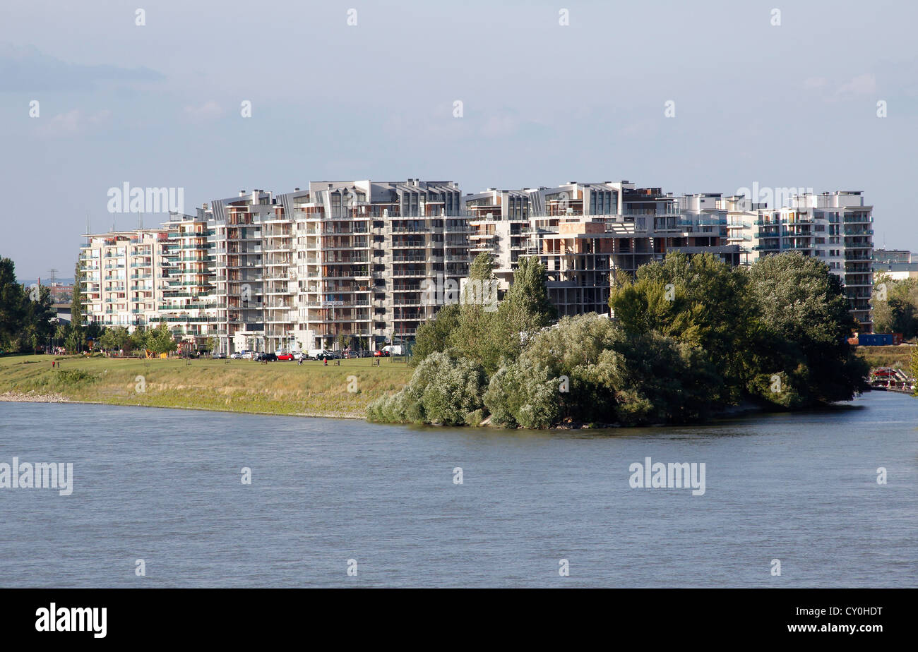 residential green area on the waterfront Stock Photo - Alamy