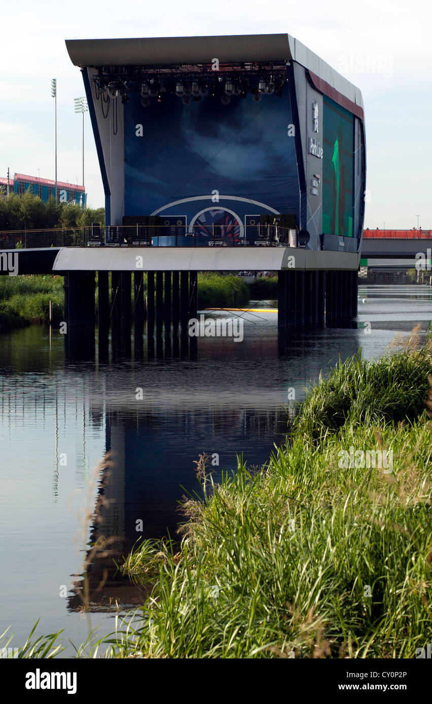 View of  'Park Live', a giant viewing screenin the middle of the River Lea,  at the Olympic Park, presented by British Airways. Stock Photo
