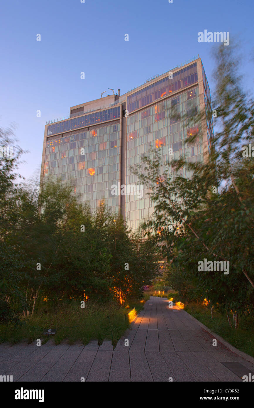 Standard high line nyc hi-res stock photography and images - Alamy