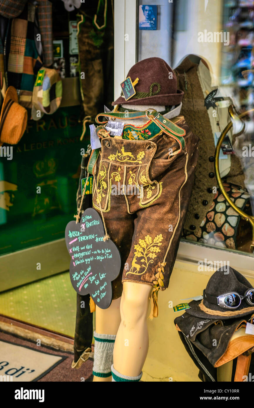 Lederhosen hi-res stock photography and images - Page 2 - Alamy