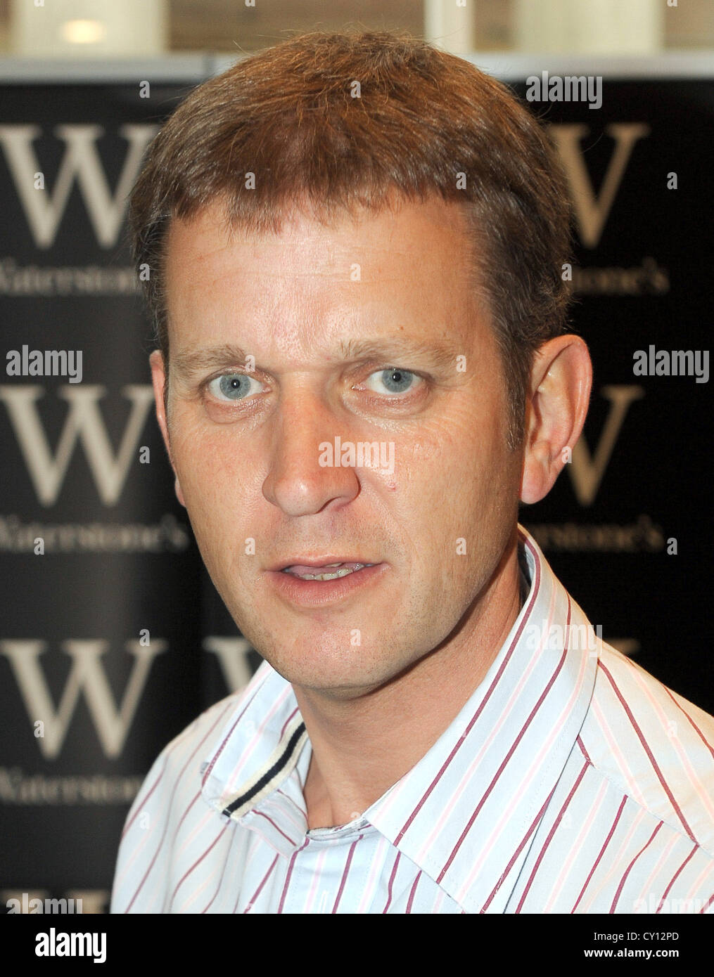 Jeremy kyle hires stock photography and images Alamy