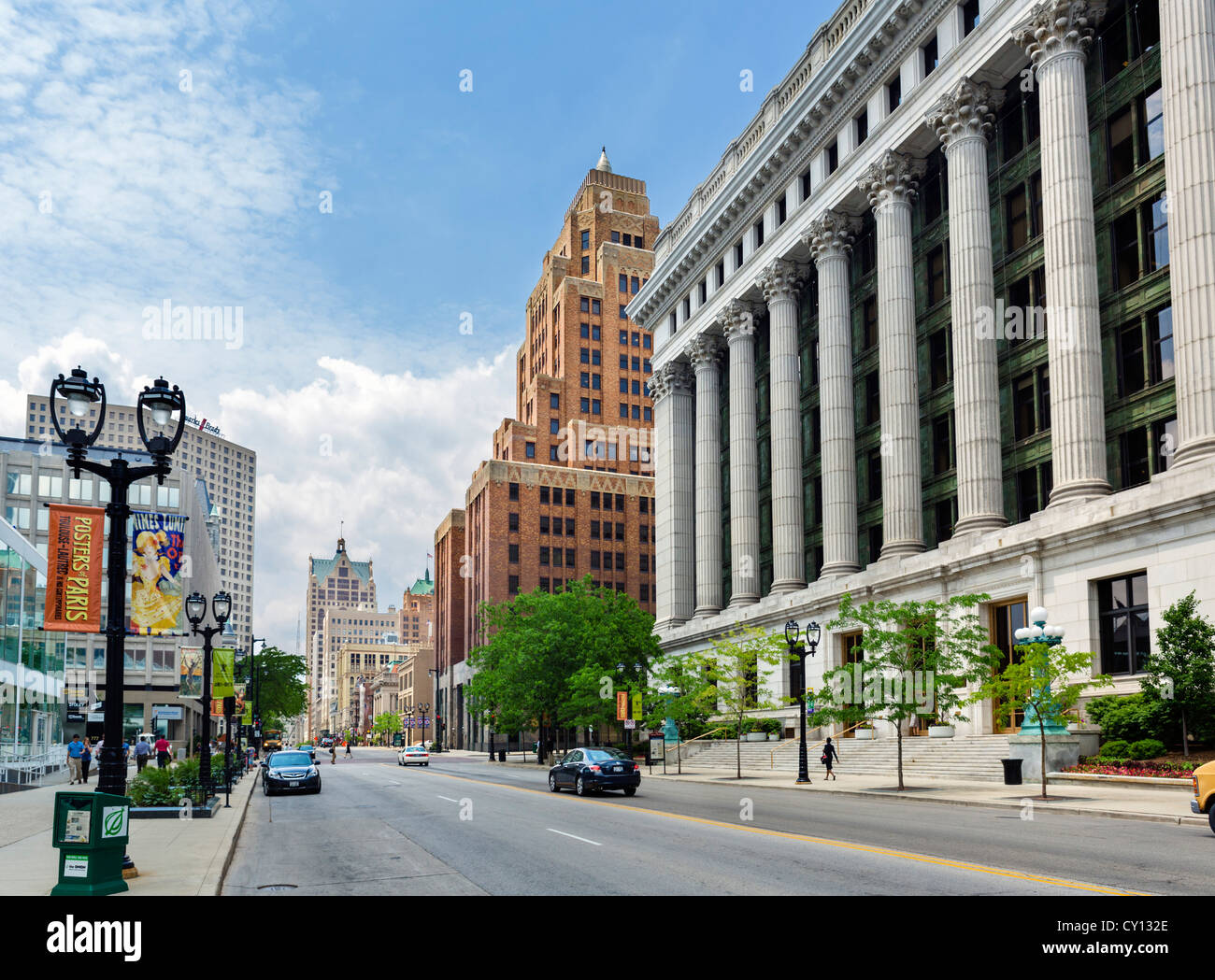 East Wisconsin Avenue in downtown Milwaukee with the Northwestern Mutual headquarteres building on the right, Wisconsin, USA Stock Photo