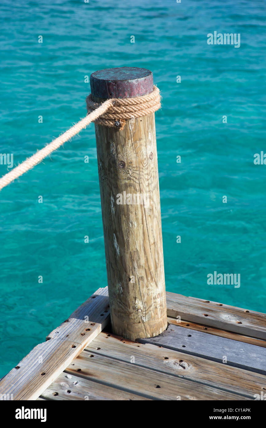 Rope and post barrier hires stock photography and images Alamy