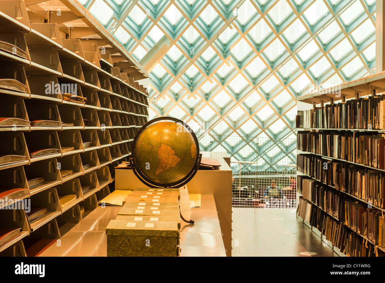 Seattle main public library Stock Photo Alamy