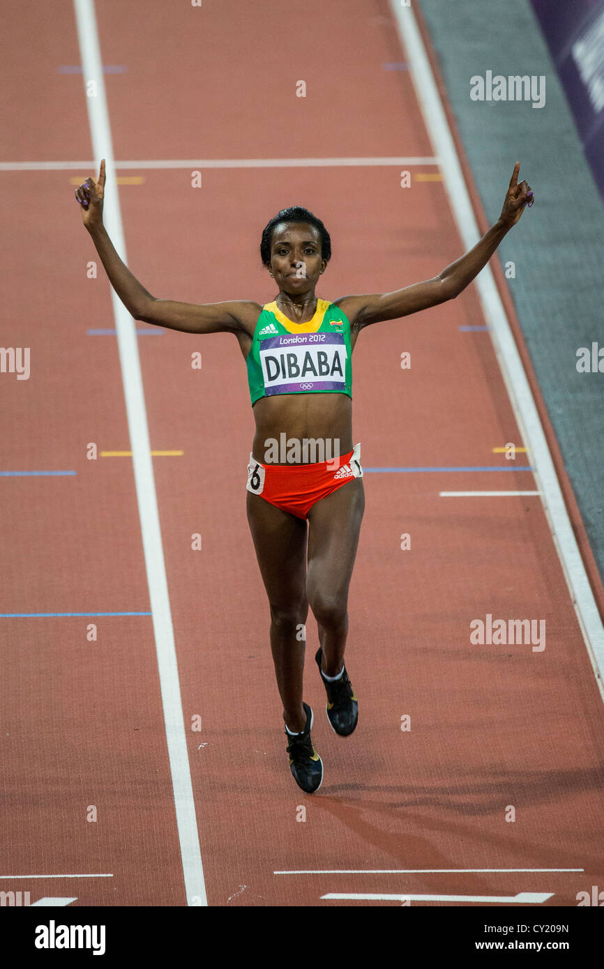 Tirunesh Dibaba (ETH) wins the gold medal in the women's 10000m at the Olympic Summer Games, London 2012 Stock Photo