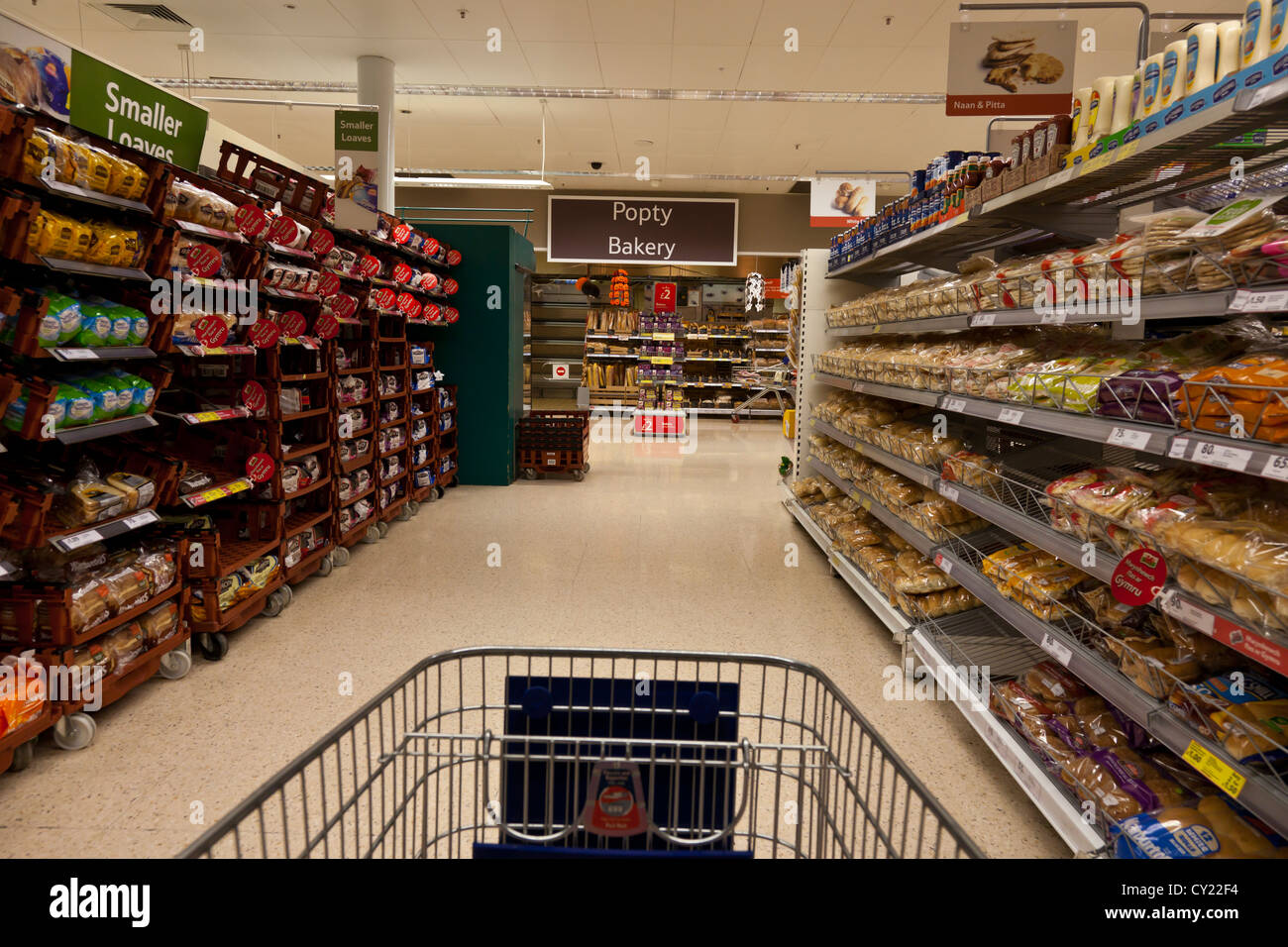 Shopping in Tesco Supermarket Stock Photo Alamy