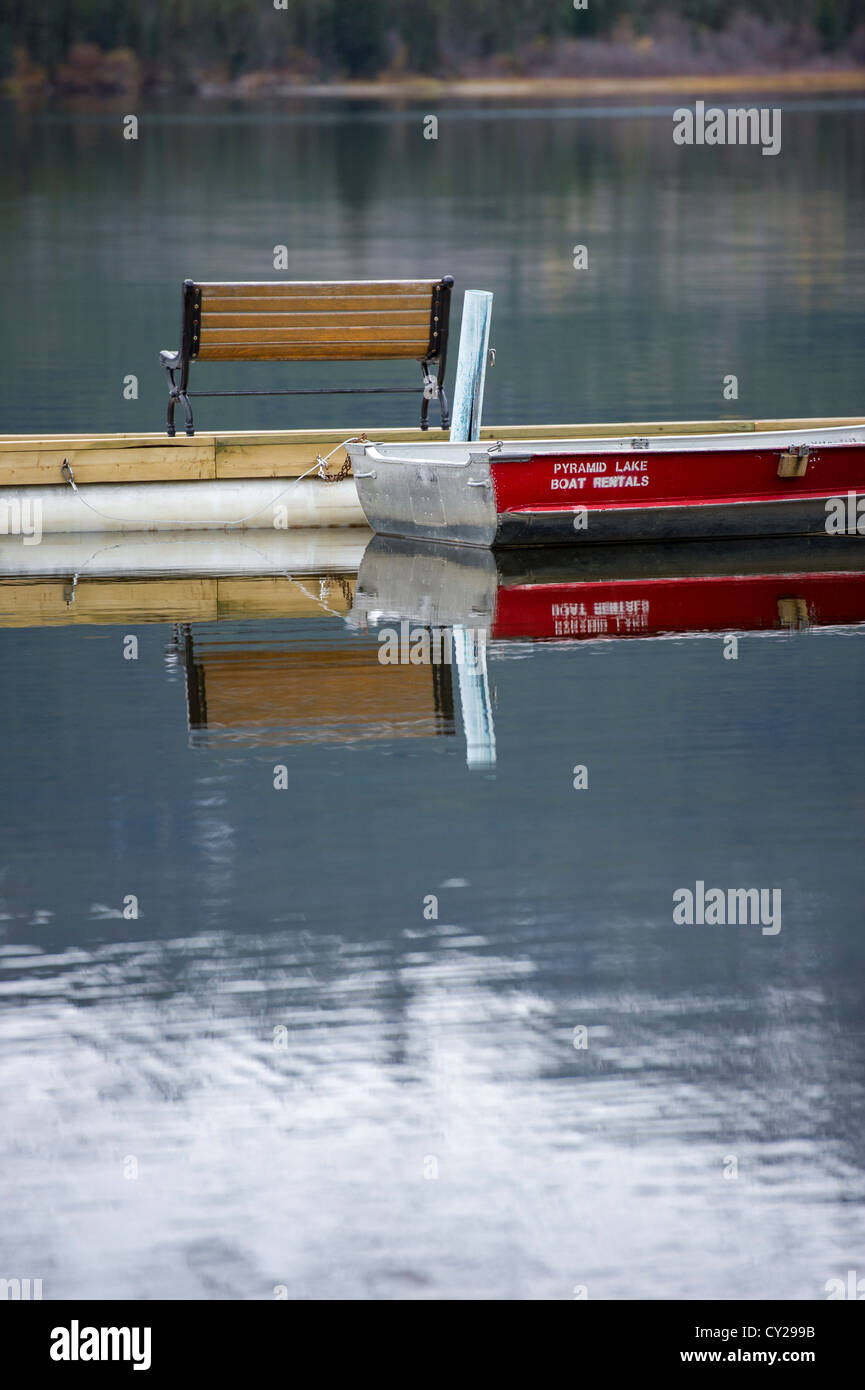 Jasper canoe hires stock photography and images Alamy