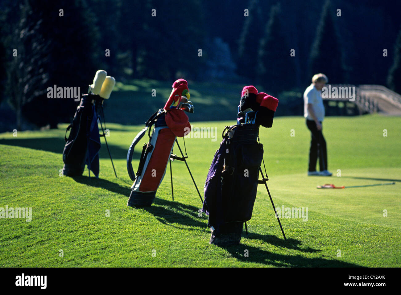 Setting up putts hires stock photography and images Alamy