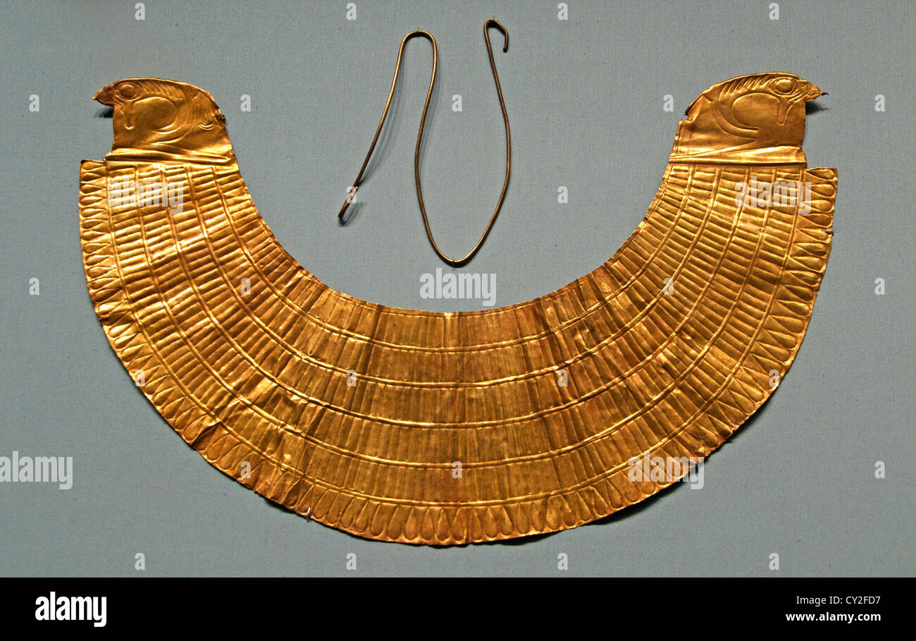 Broad on sale collar necklace