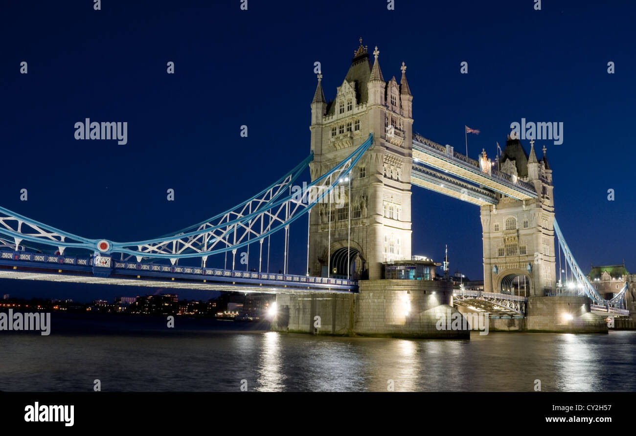 Tower bridge London at Night Stock Photo