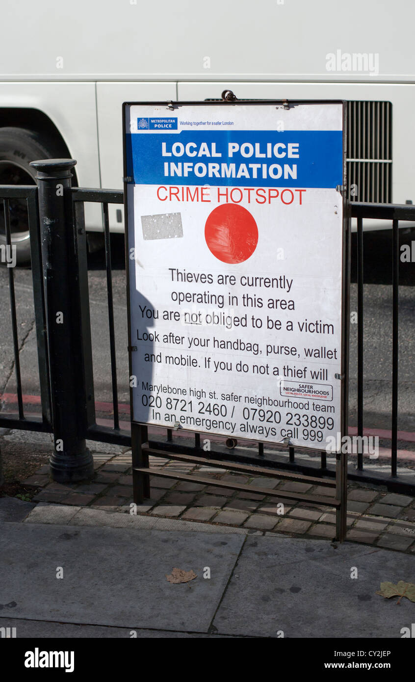 Police Crime warning notice, Marylebone Station, London, England, UK, , Europe Stock Photo