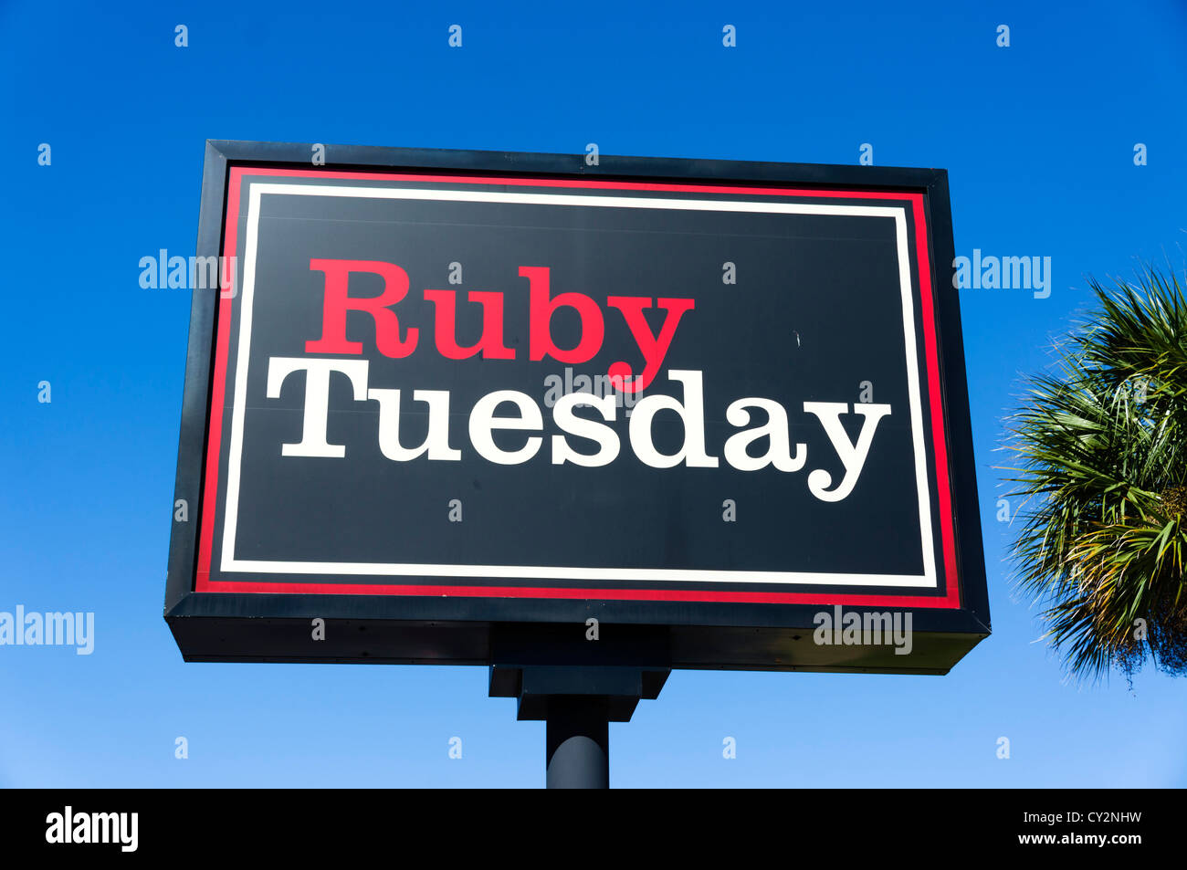 Ruby Tuesday restaurant sign, Central Florida, USA Stock Photo