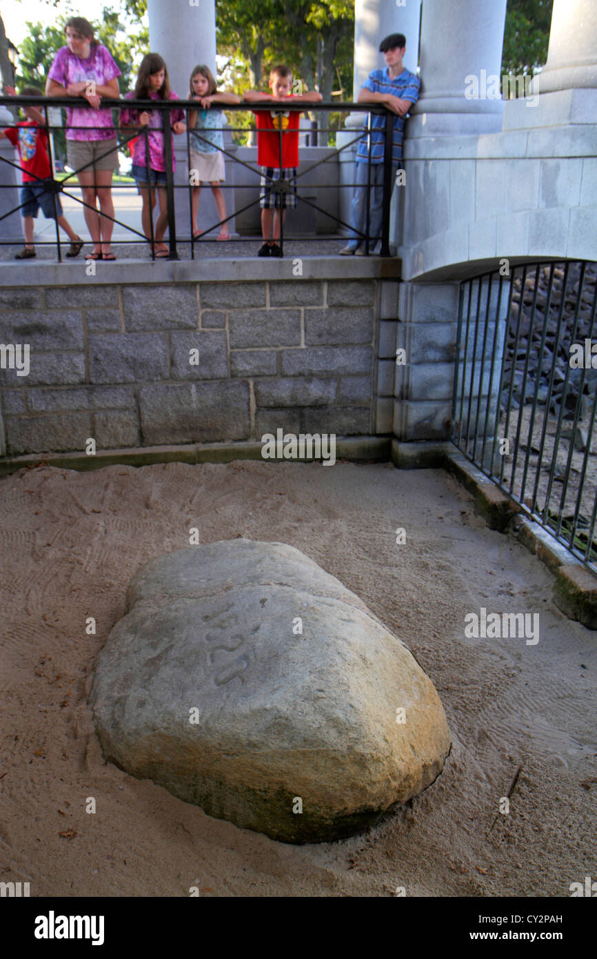 Massachusetts,Northeast,New England,Plymouth,Plymouth Bay water,Pilgrim Memorial State Park,Plymouth Rock,1620,landing,event,visitors travel traveling Stock Photo