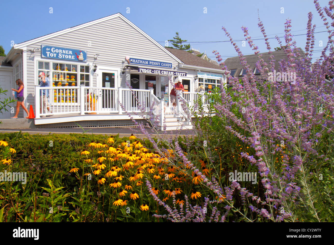 Massachusetts cape cod chatham main street hires stock photography and