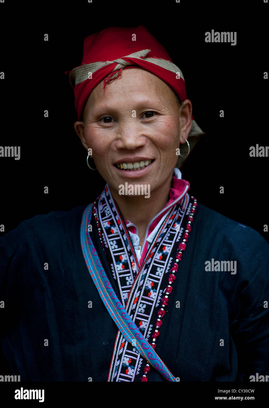Red Dzao Woman With A Red Headscarf, Sapa, Vietnam Stock Photo
