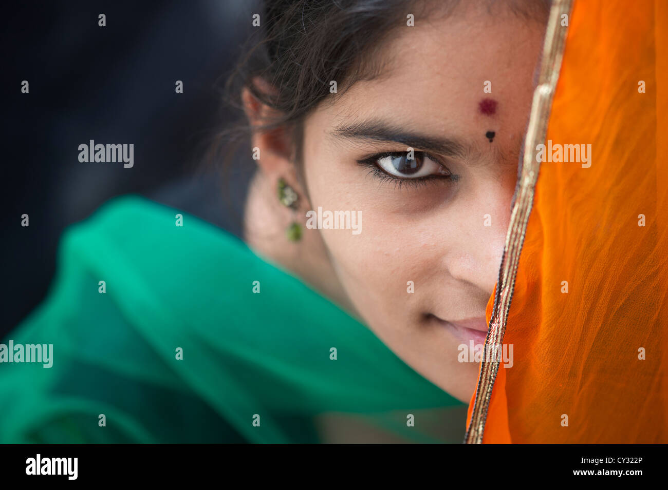 Teenager girl indian 15 hi-res stock photography and images - Alamy