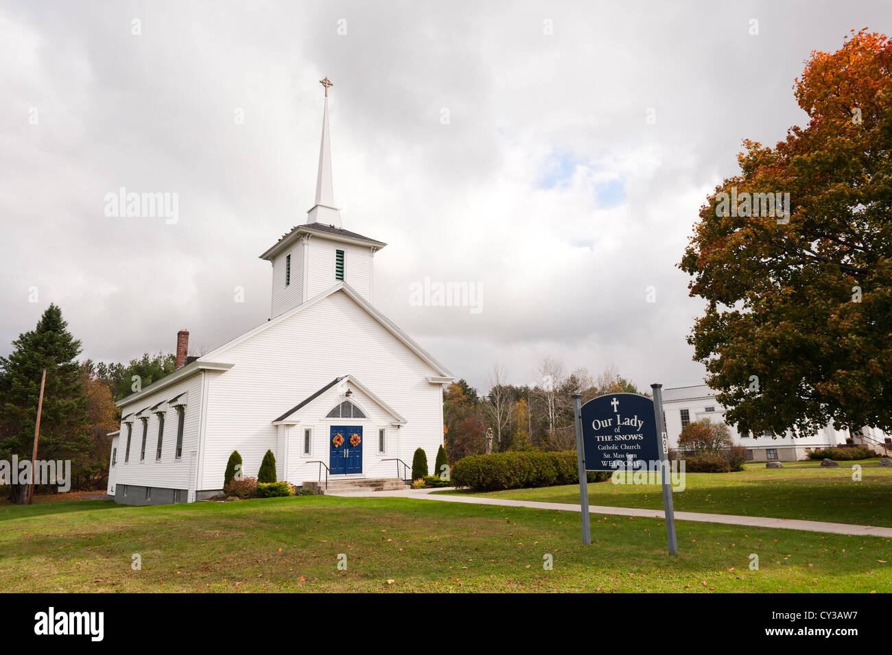 Our Lady of the Snows Roman Catholic Church, Franconia, New Hampshire, USA. Stock Photo