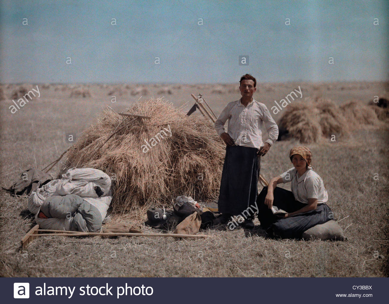 Peasant Workers Stock Photos & Peasant Workers Stock Images Alamy