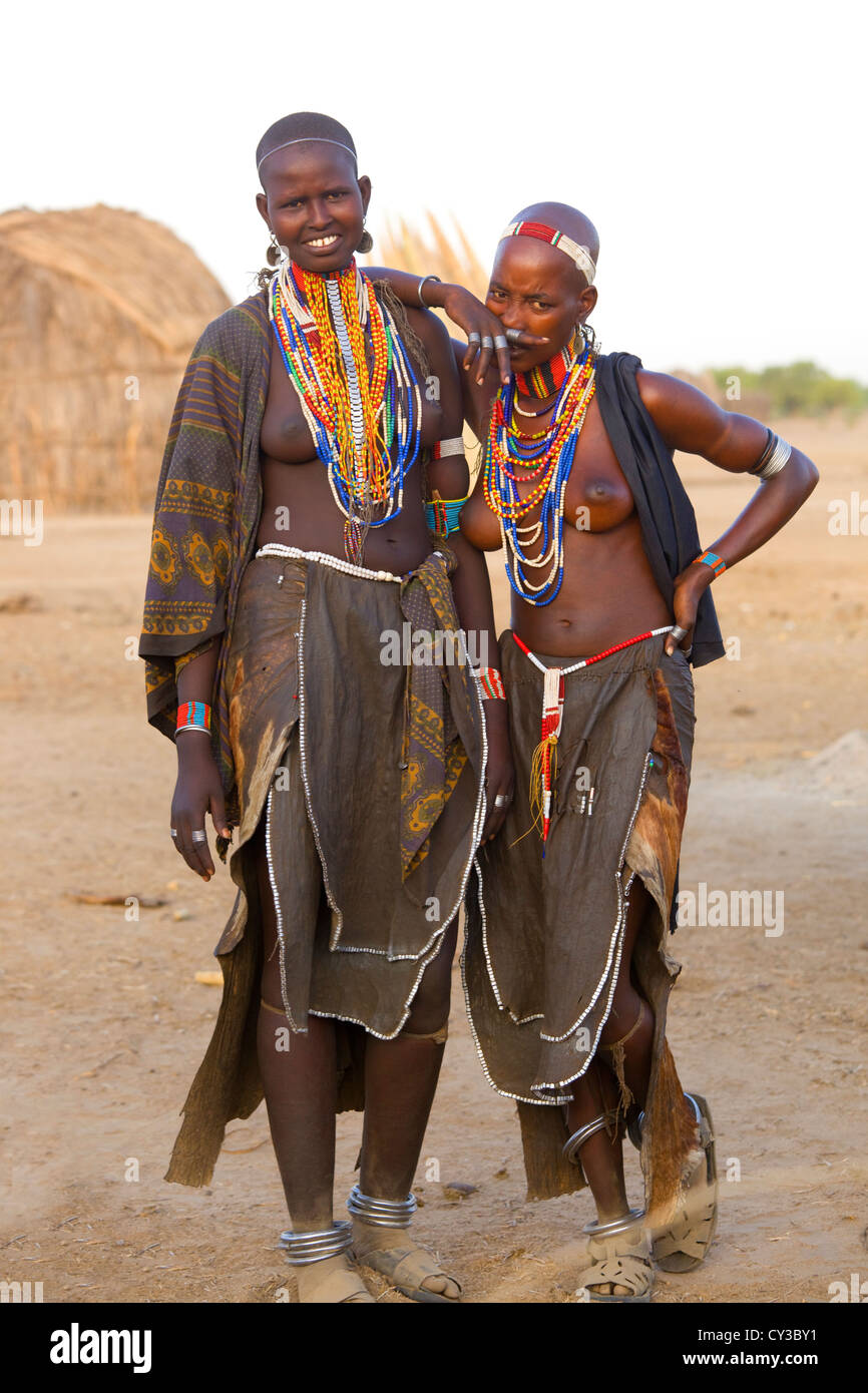 Girls of the Erbore tribe, Omo River Valley, Ethiopia Stock Photo