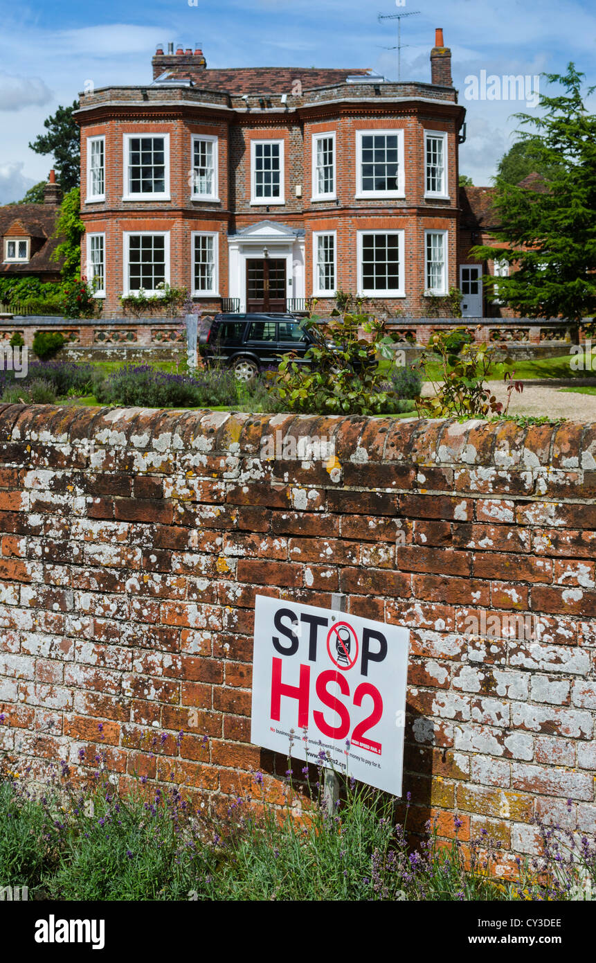 High Speed Two. Stop HS2 protest sign. Little Missenden, Buckinghamshire Stock Photo