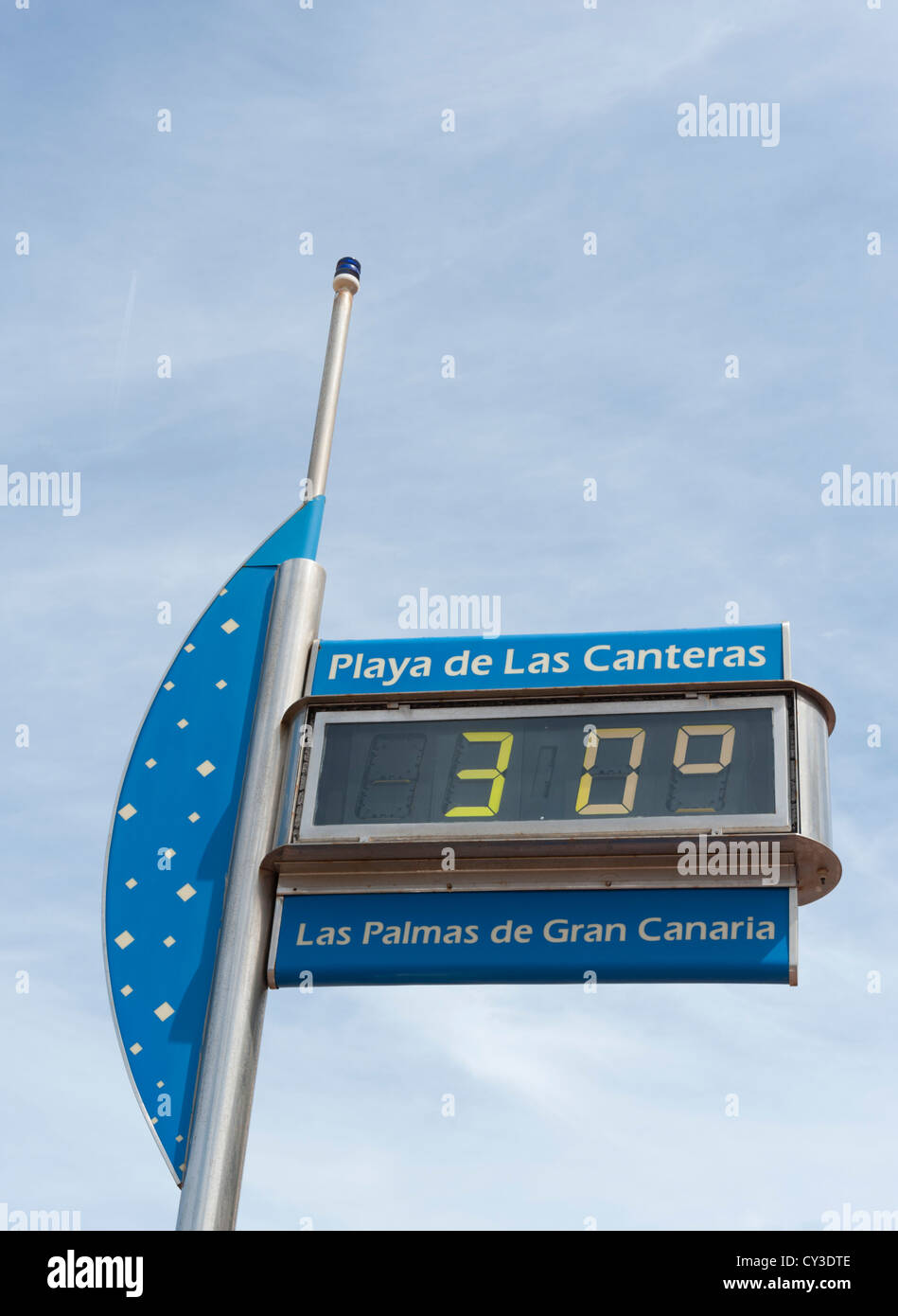 Temperature display board at Playa de Las Canteras Las Palmas Gran Canaria  Canary Islands Spain showing 30 degrees Celsius Stock Photo - Alamy