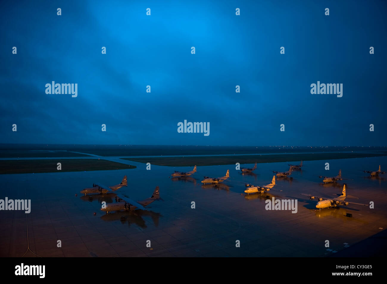 Lockheed c 130j super hercules hires stock photography and images Alamy