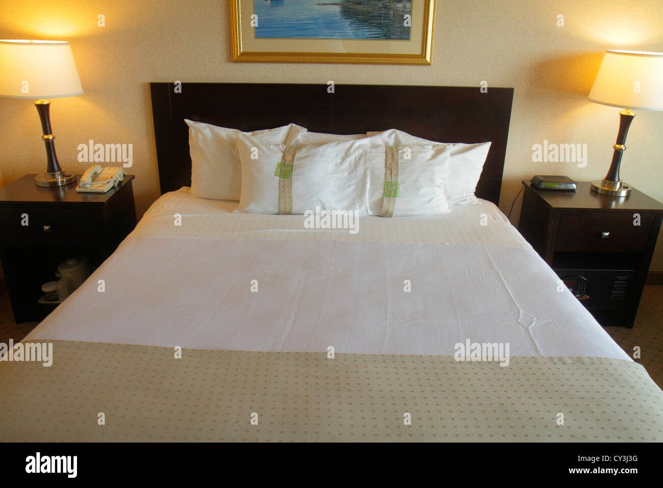 Portland Maine Holiday Inn Portland By The Bay Hotel Guest Room