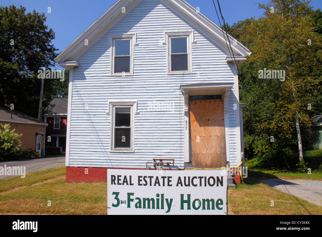 Maine South Portland,sign,house home houses homes residence,vacant,real