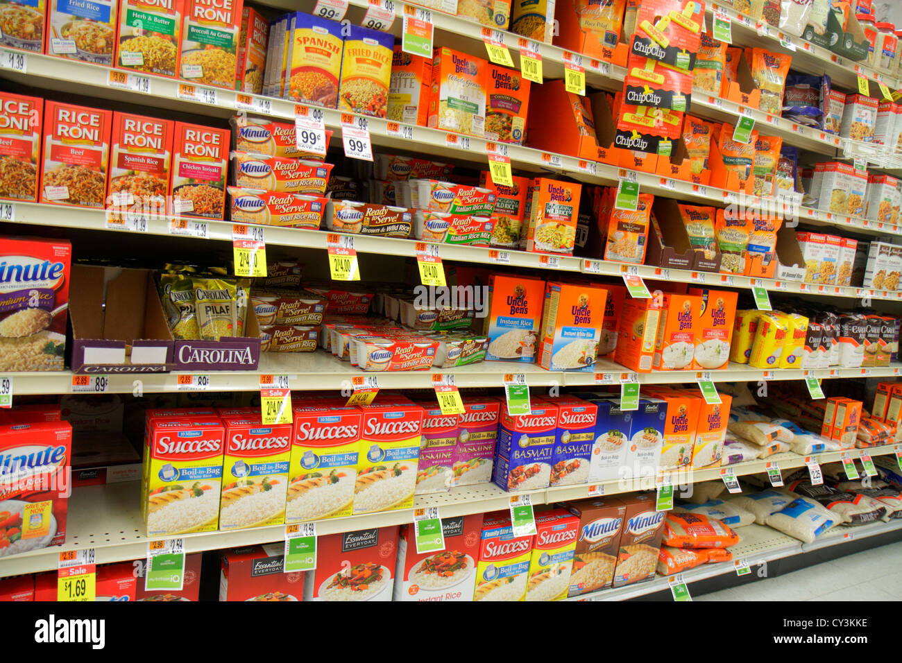 Portland Maine Scarborough Shaw's grocery store supermarket retail Stock Photo: 51097746 - Alamy