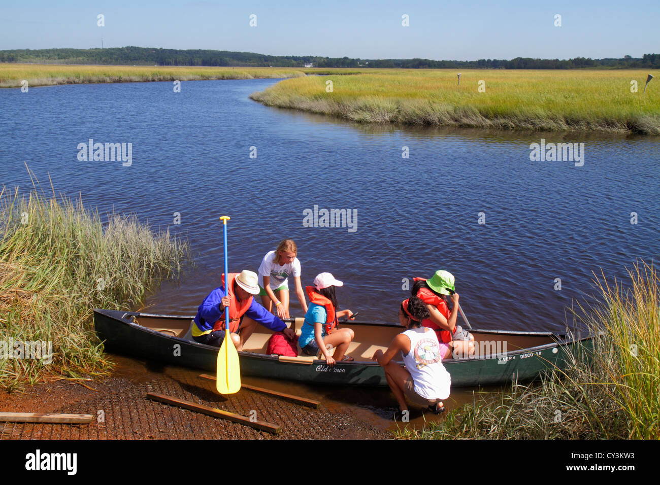 Water canoe hires stock photography and images Alamy
