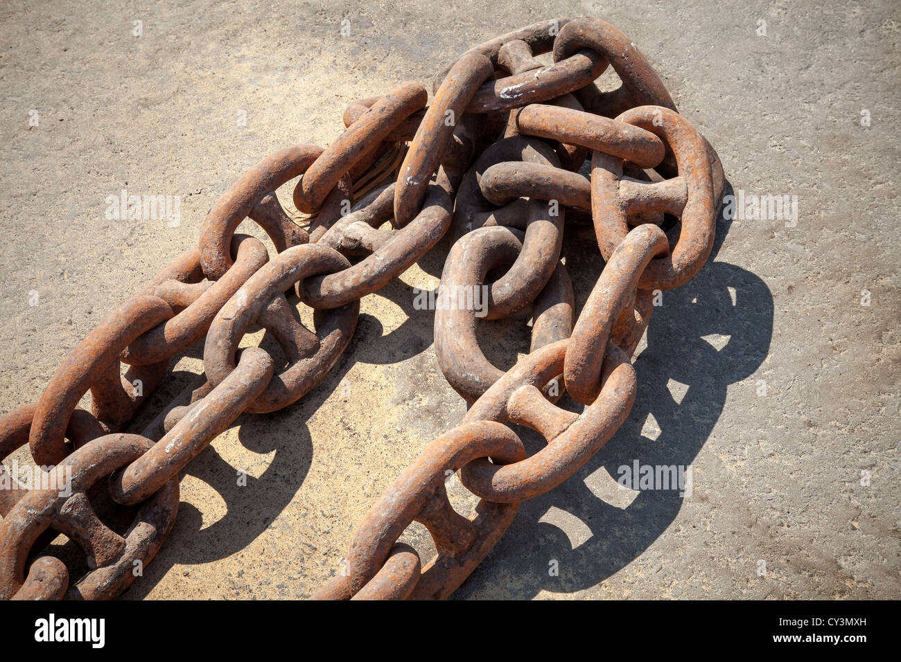 Ship anchor chain hi-res stock photography and images - Alamy