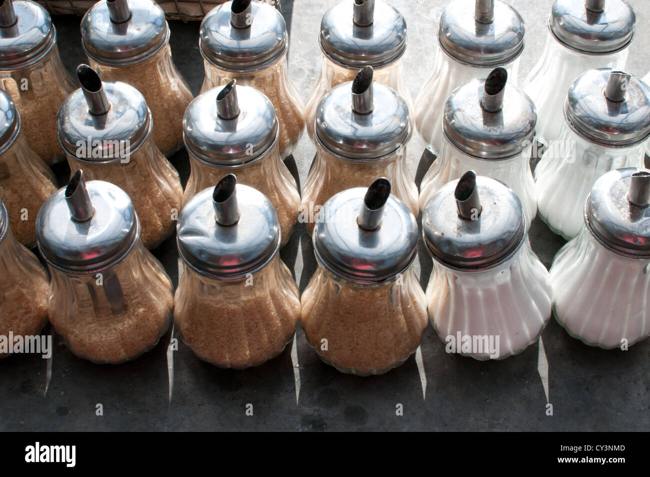 Sugar dispensers hires stock photography and images Alamy