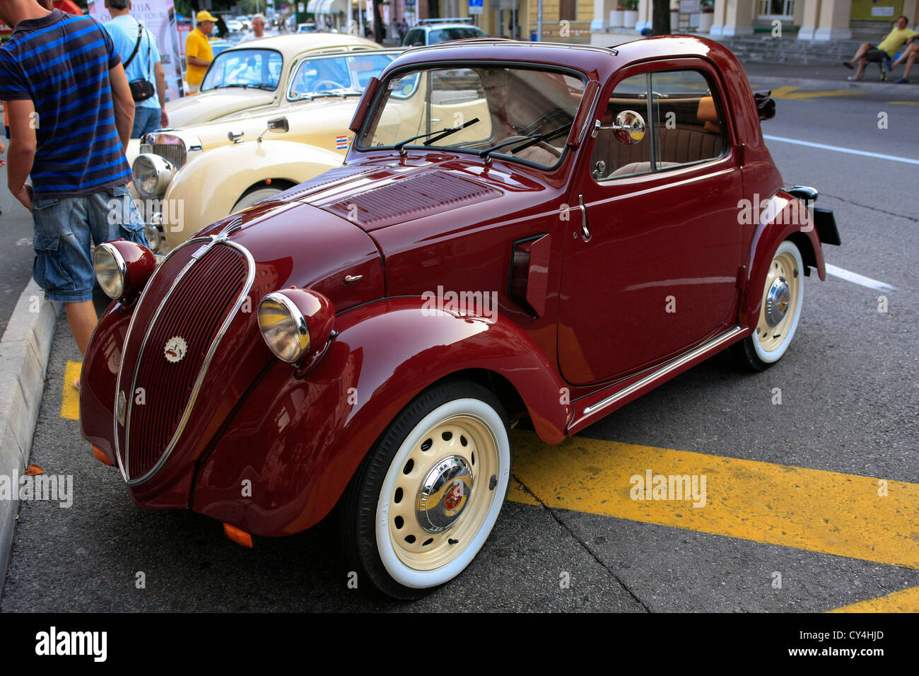 Fiat 500 topolino car hi-res stock photography and images - Alamy