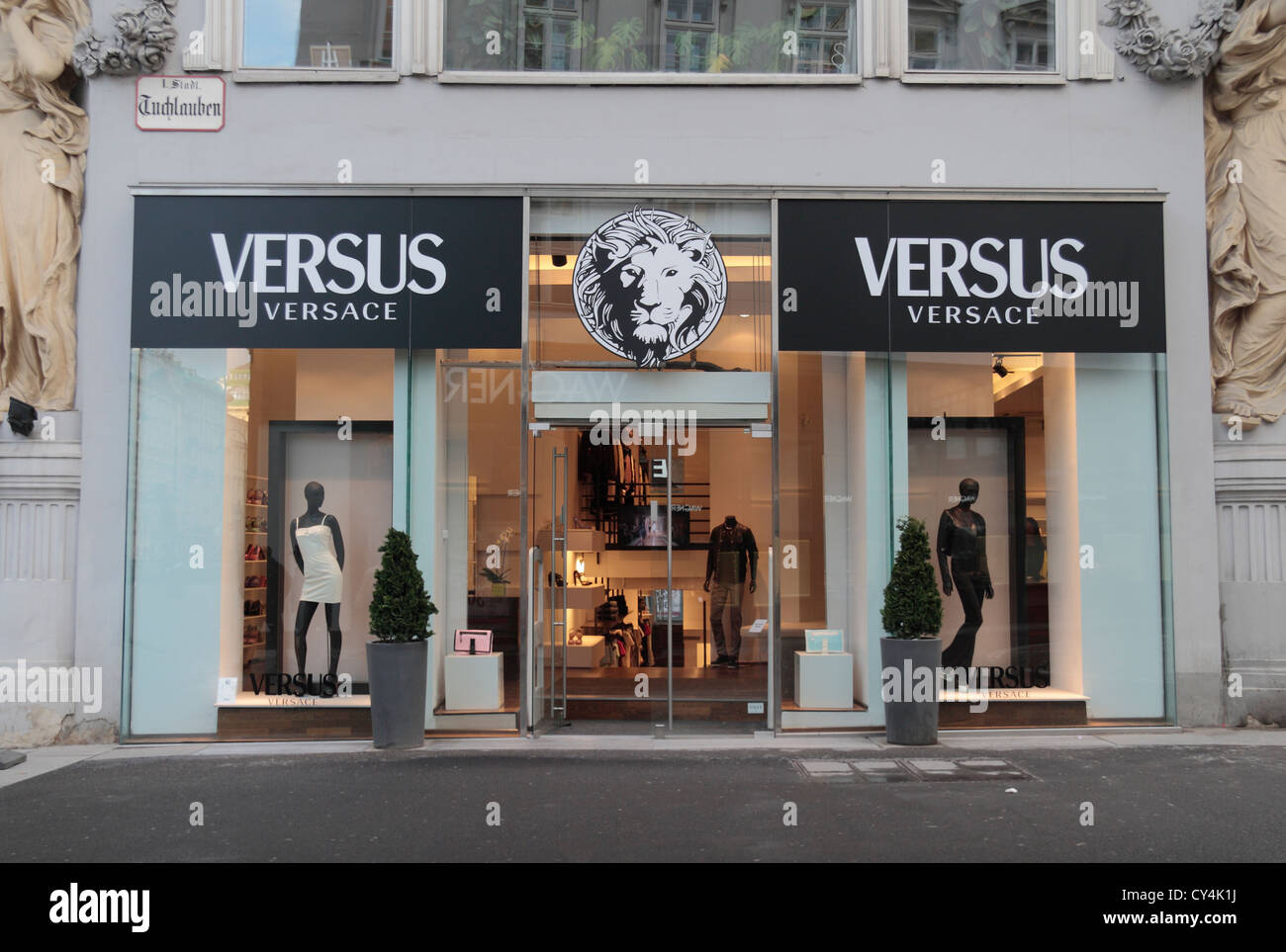 Versace shop store front hi-res stock photography and images - Alamy