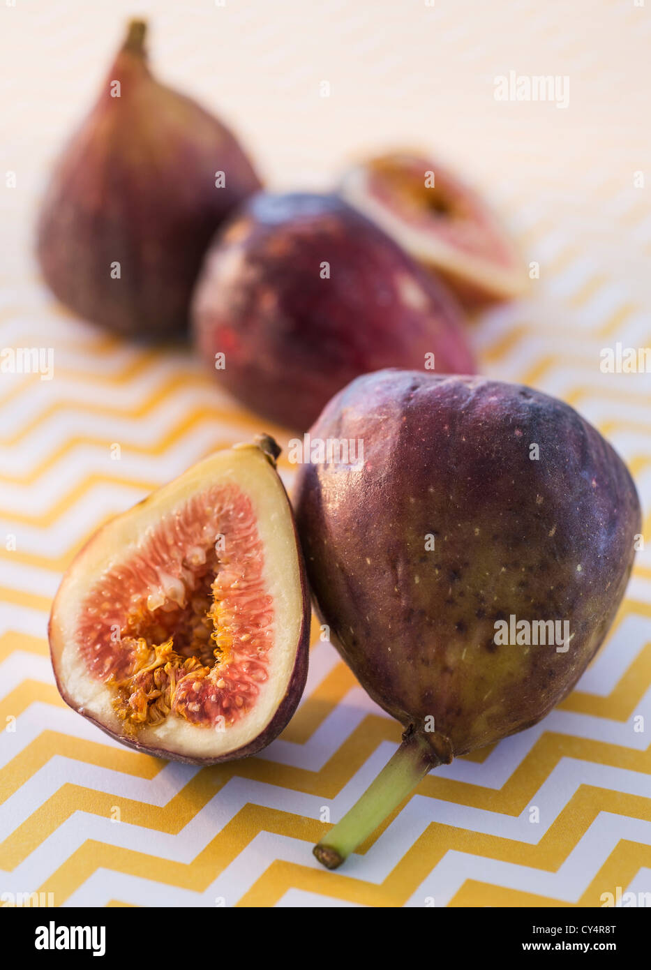 Close up fig hi-res stock photography and images - Alamy