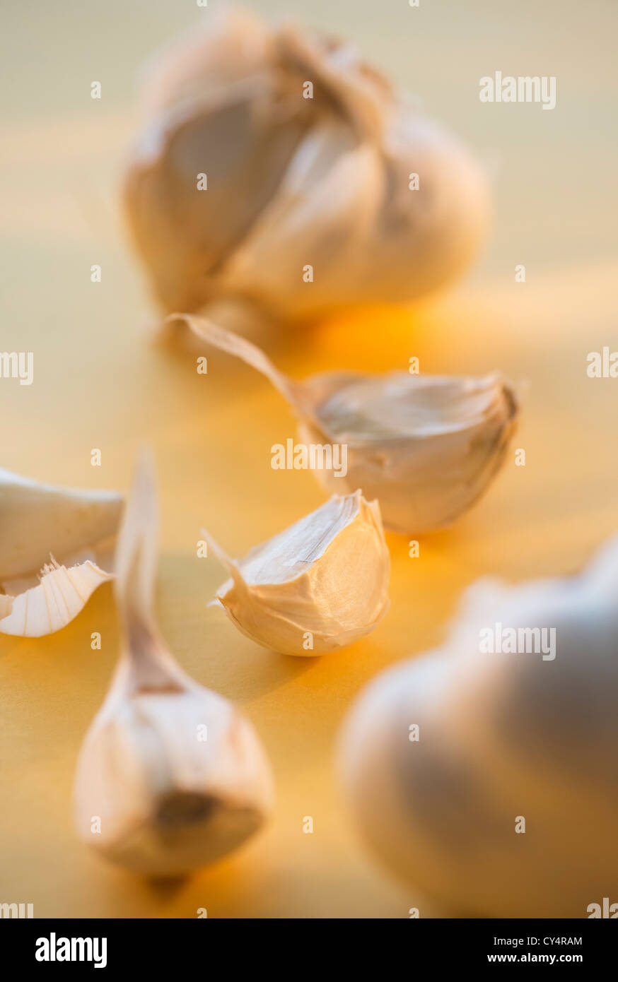 Cloves of garlic Stock Photo Alamy