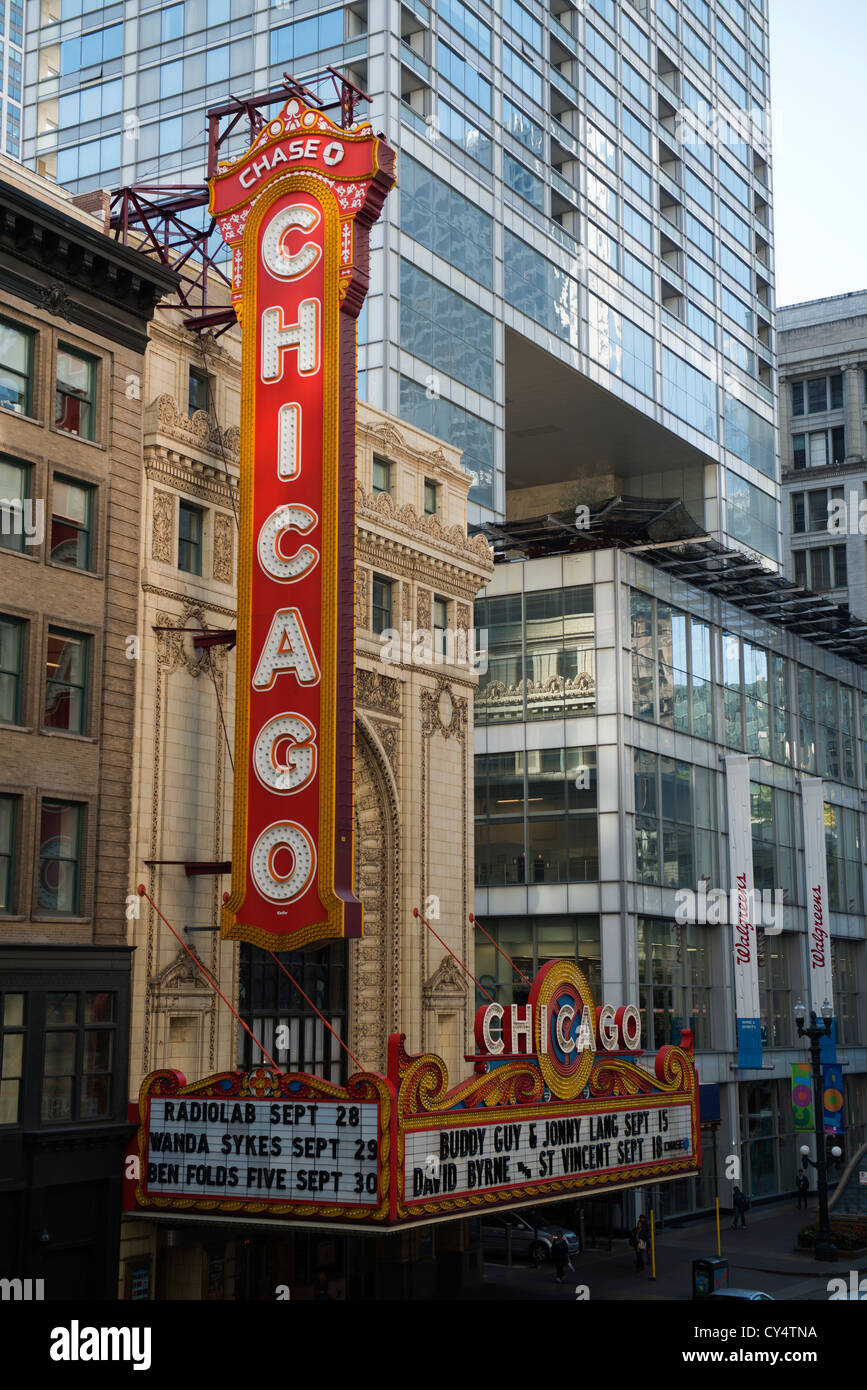 The Chicago Theater Stock Photo - Alamy