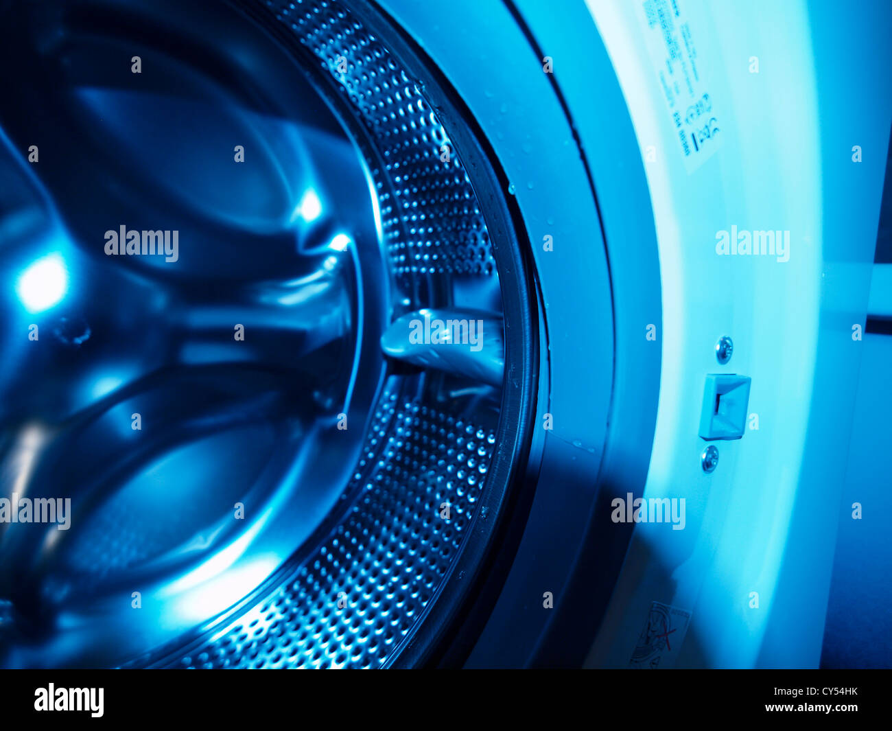 Front load washing machine hires stock photography and images Alamy