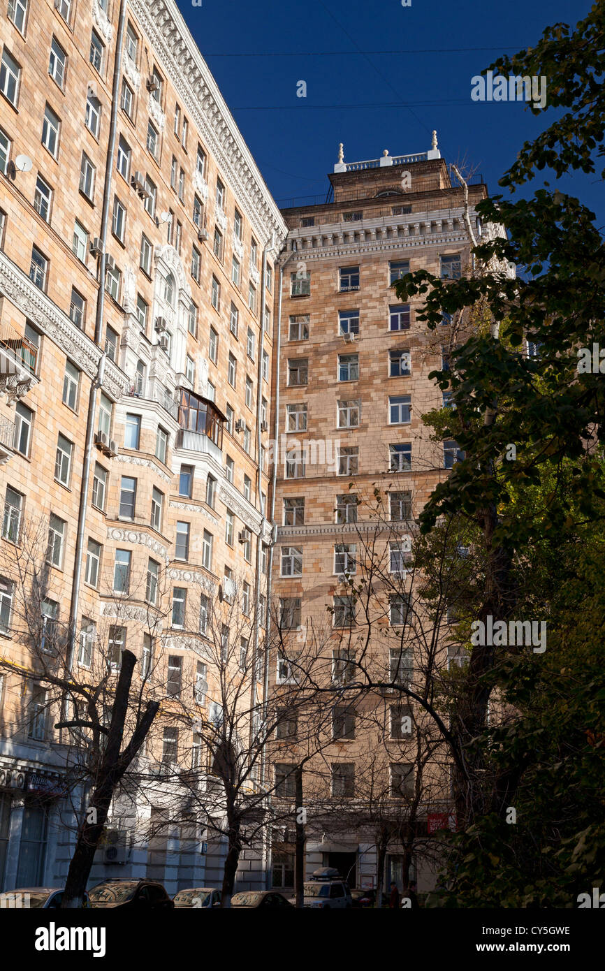 Apartments apartment block moscow hires stock photography and images