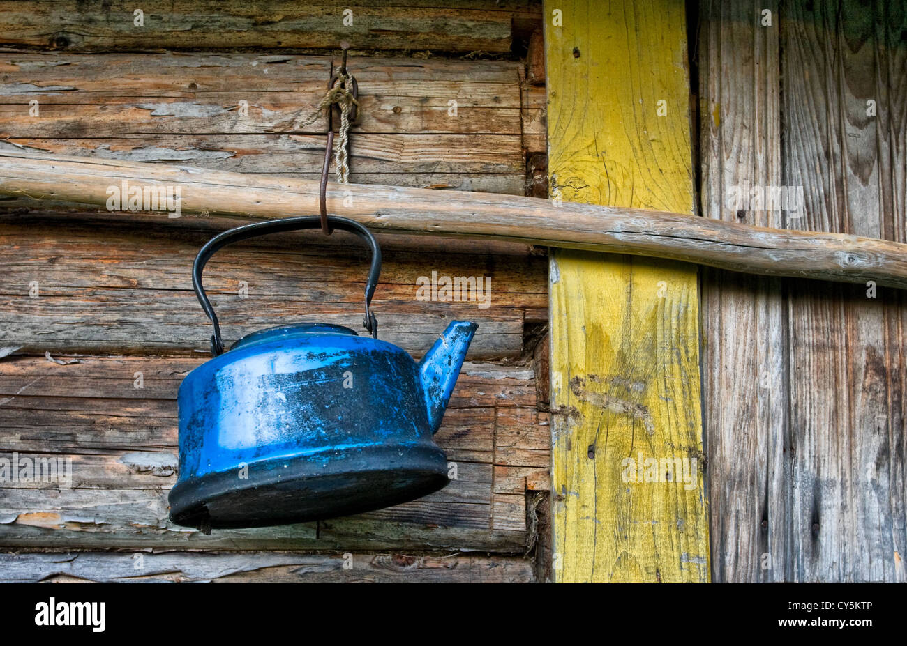 Broken kettle hires stock photography and images Alamy
