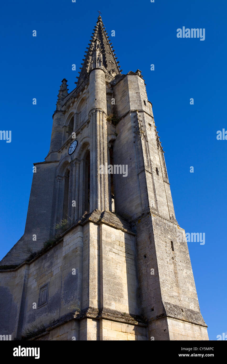 Saint Emilion ancient gothic church, Aquitaine, France Stock Photo Alamy