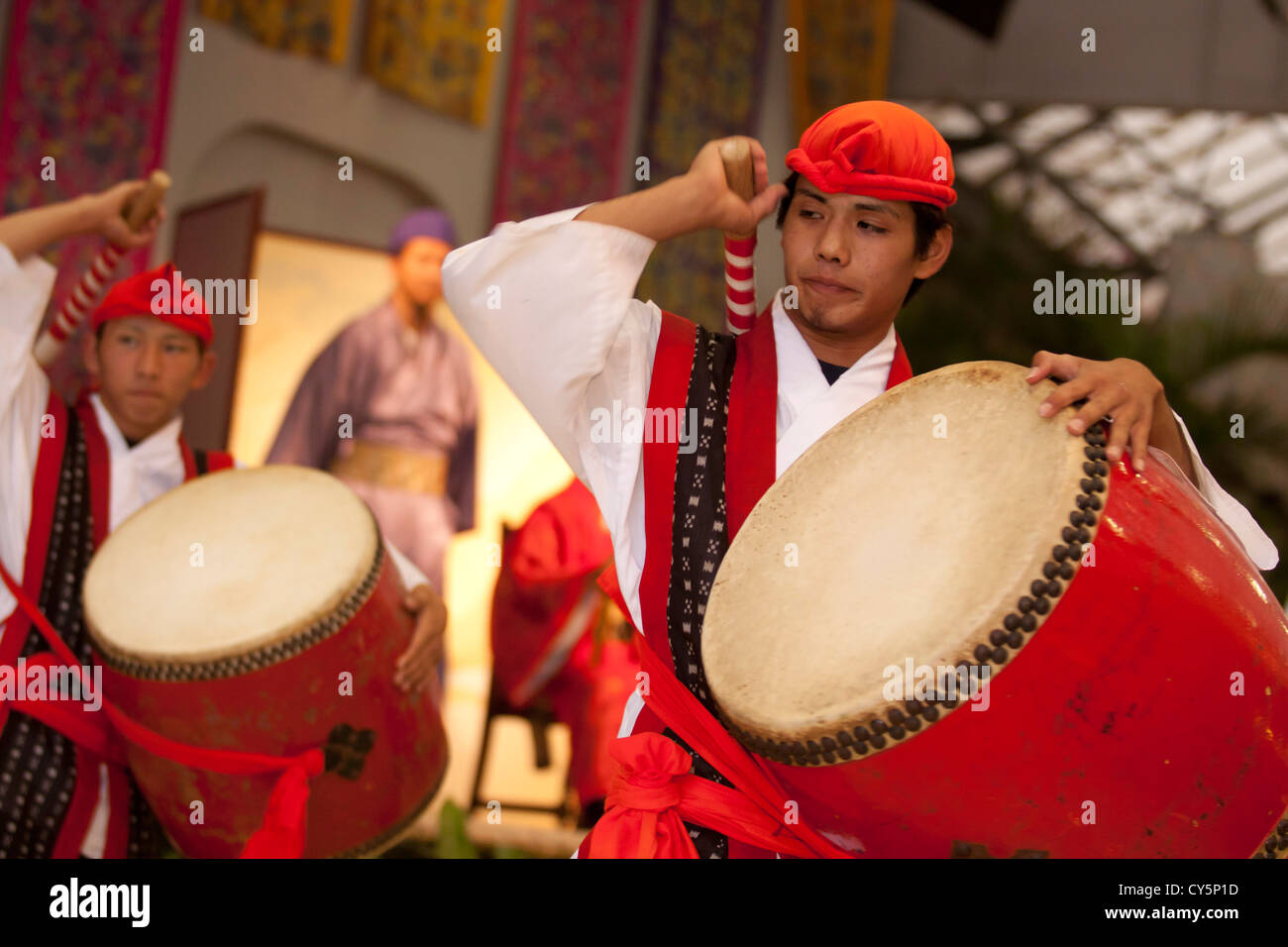 Okinawan man okinawa japan hi-res stock photography and images - Alamy