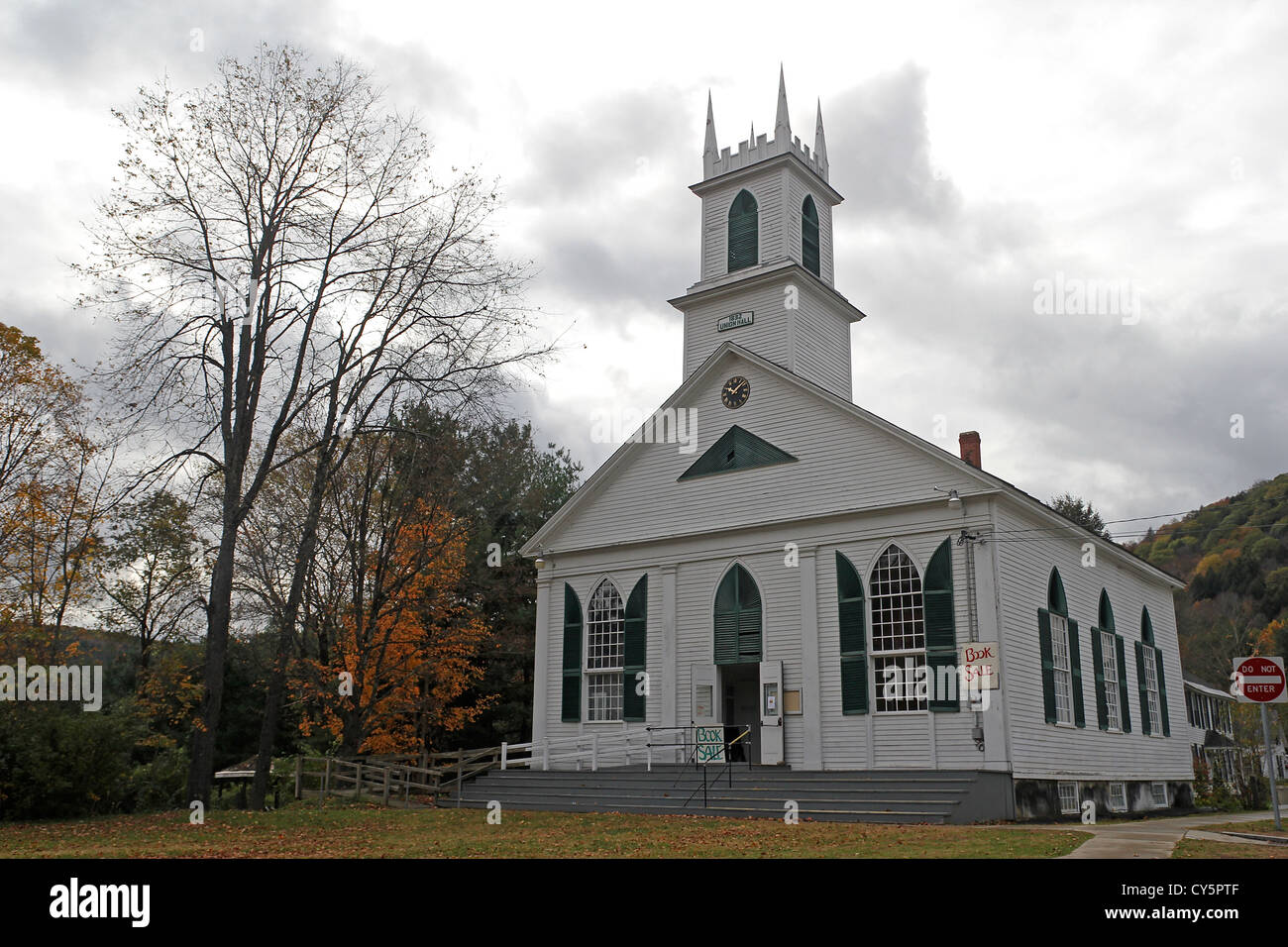 Union Hall (1832) in Newfane, Vermont Stock Photo Alamy